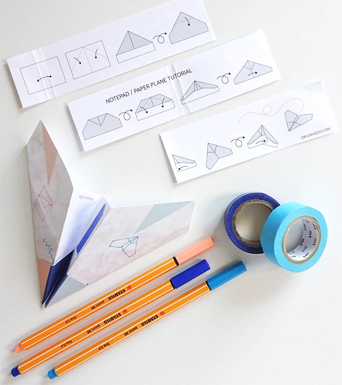 Notepad van Origami Zoo: vliegtuigje vouwen